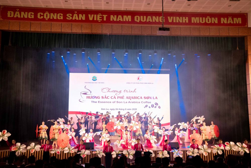 Chương trình “Hương sắc cà phê Arabica Sơn La”: Tăng cường kết nối giữa Nhà trường, Địa phương và Doanh nghiệp