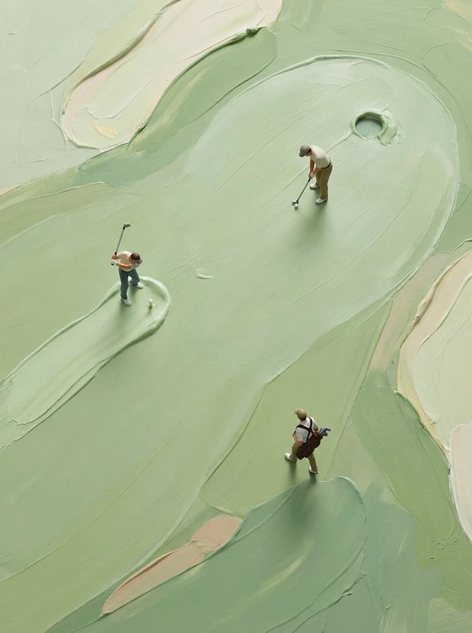 Deporte en miniatura sobre una superficie de pintura abstracta