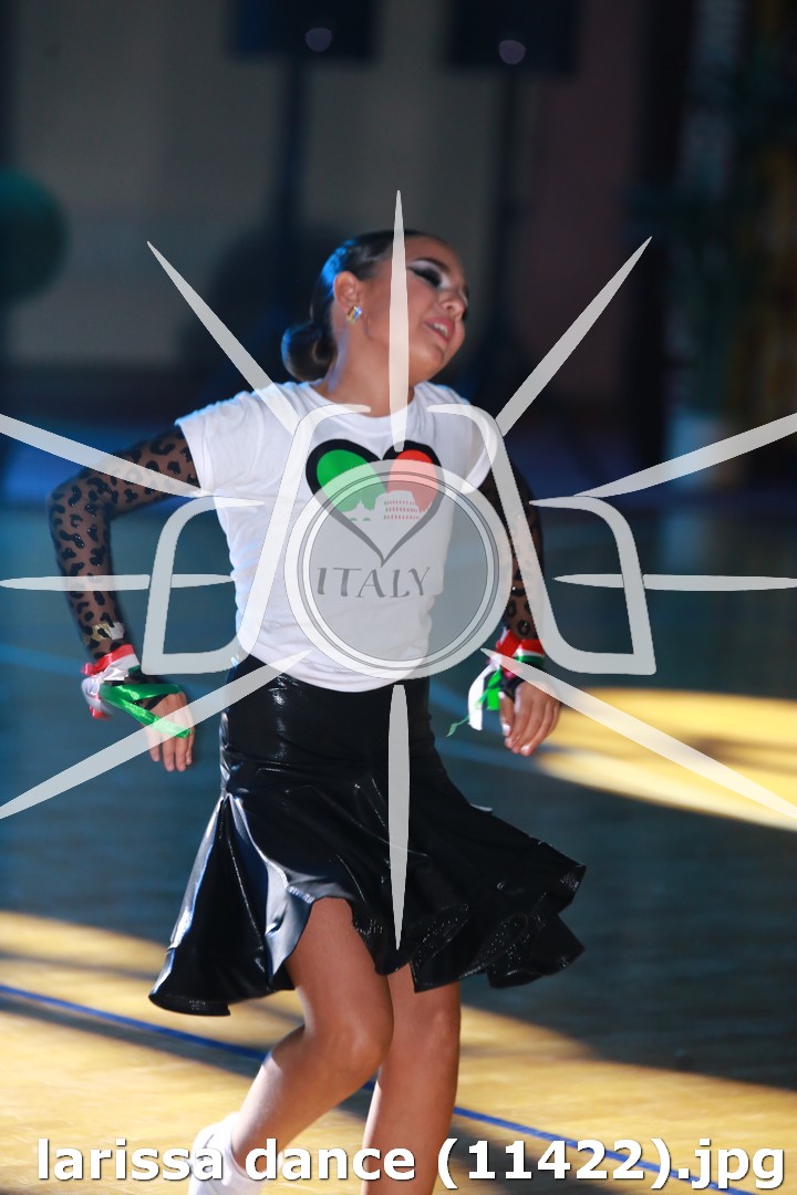 larissa dance (11422).jpg