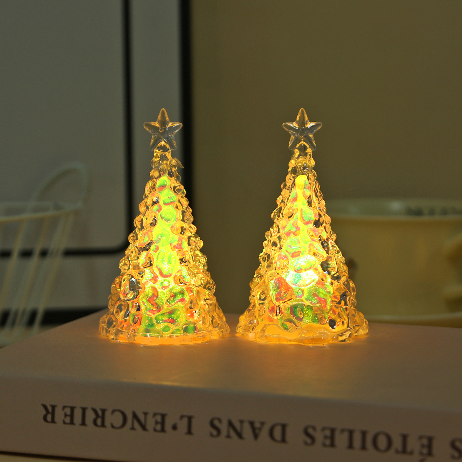 LED night light in star Christmas tree shape