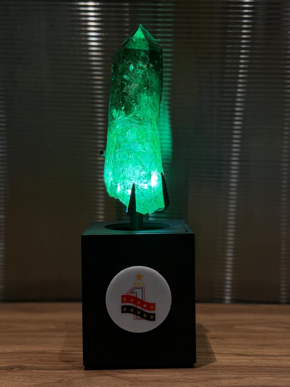 Bradesco — Troféu de Cristal Iluminado: vista 99 do projeto