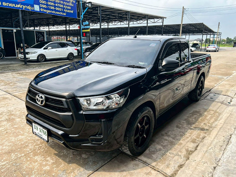 TOYOTA HILUX REVO