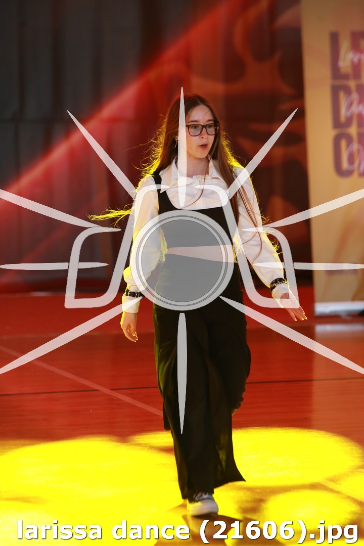 larissa dance (21606).jpg