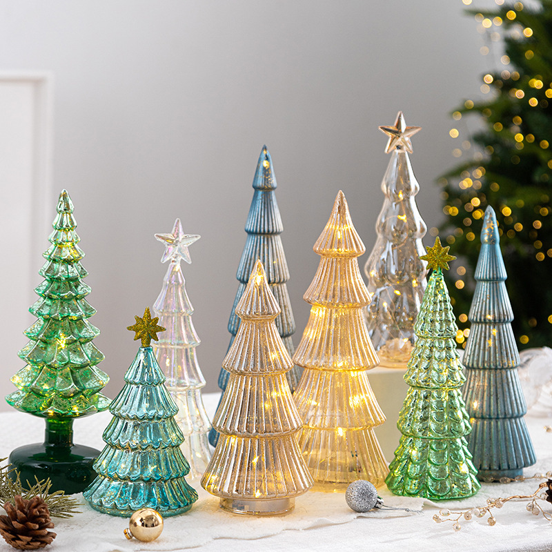 Christmas tree decoration made of crystal glass with lighting