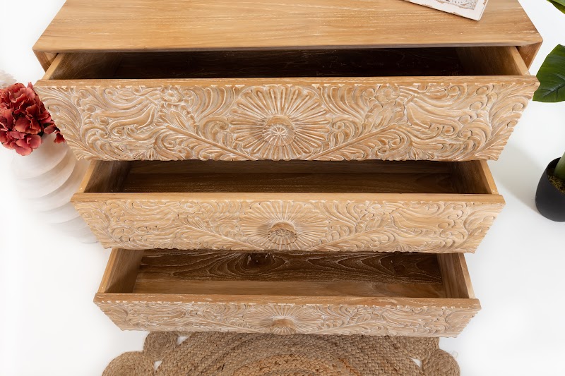 Commode Sculptée 4