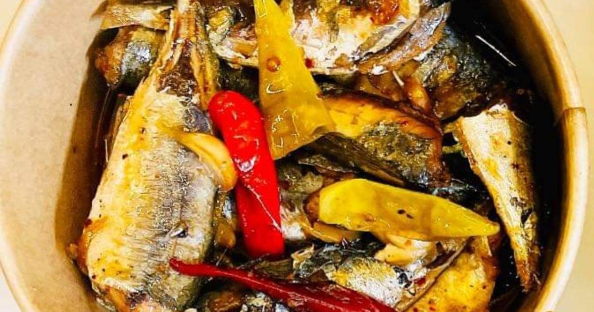 Cá nục kho keo