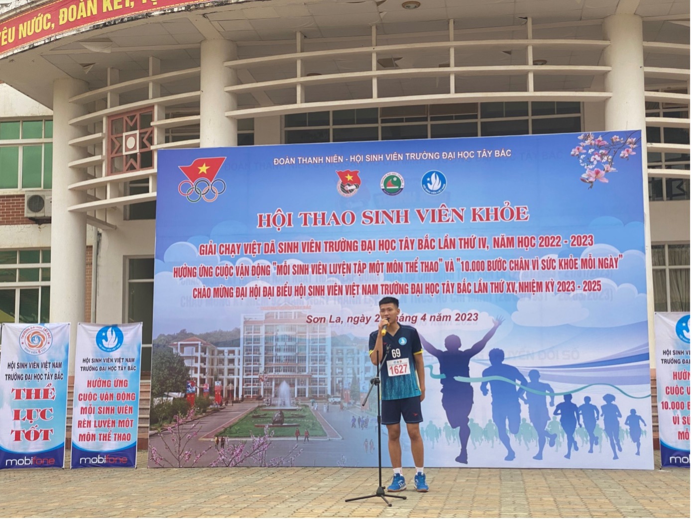 Hội Sinh viên Việt Nam Trường Đại học Tây Bắc tổ chức Hội thao “Sinh viên khỏe” - Giải chạy việt dã sinh viên năm học 2022 - 2023