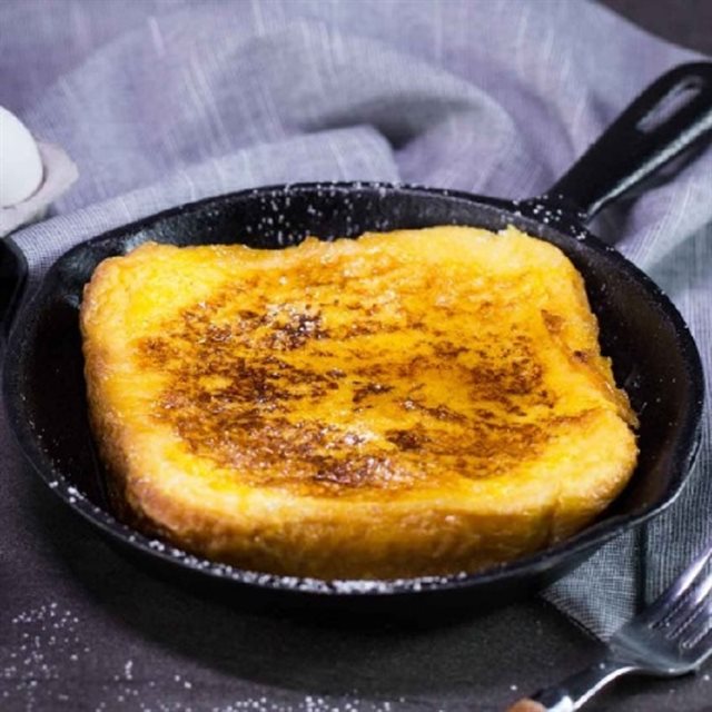 Bánh Mì Nướng Áp Chảo Kiểu Pháp