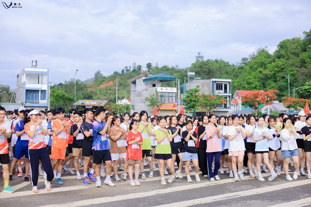 Tuổi trẻ Trường Đại học Tây Bắc tổ chức các hoạt động chào mừng Đại hội Đại Biểu Đảng bộ Nhà trường lần thứ XXIV, nhiệm kỳ 2025 - 2030
