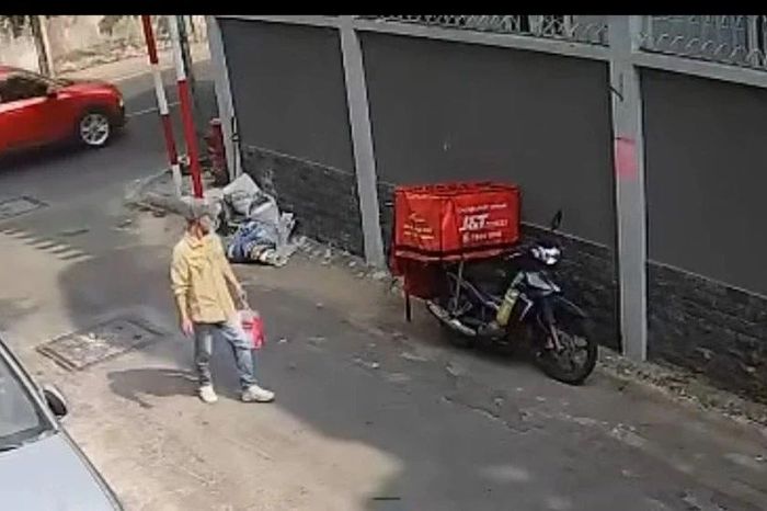 Bắt kẻ trộm xe máy của shipper - Chuyên trang An Ninh Thủ Đô - Báo Công an nhân dân