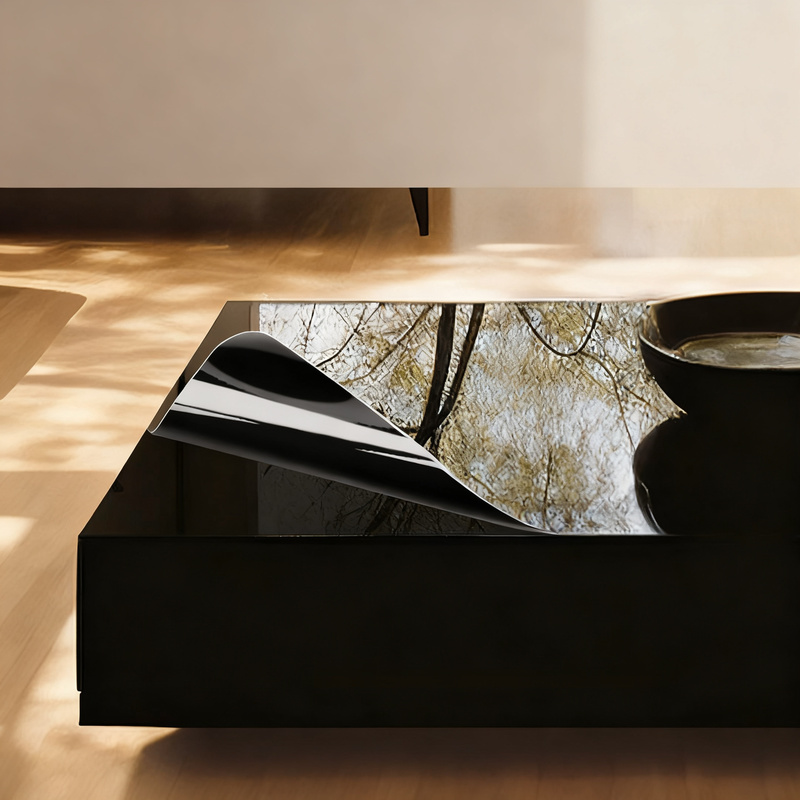 Transparente Schutzfolie für Tische und Möbel