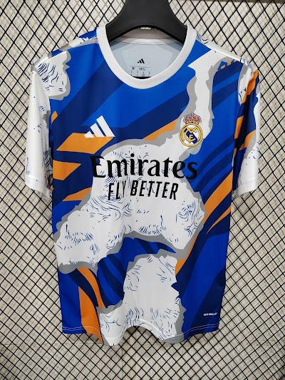 25-26 Real Madrid Edición Especial Azul con Blanco.jpg