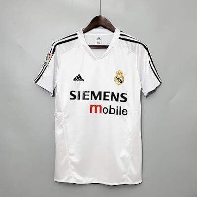 Retro Real Madrid 04-05 Local @lumorasports.jpeg