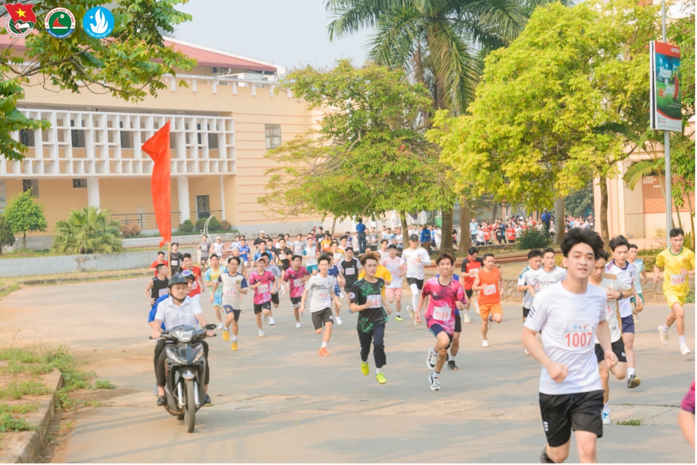 Hội Sinh viên Việt Nam Trường Đại học Tây Bắc tổ chức Hội thao “Sinh viên khỏe” - Giải chạy việt dã sinh viên năm học 2022 - 2023