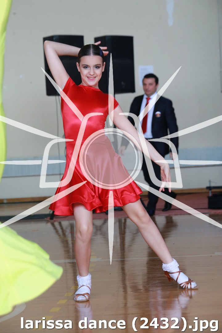 larissa dance (2432).jpg
