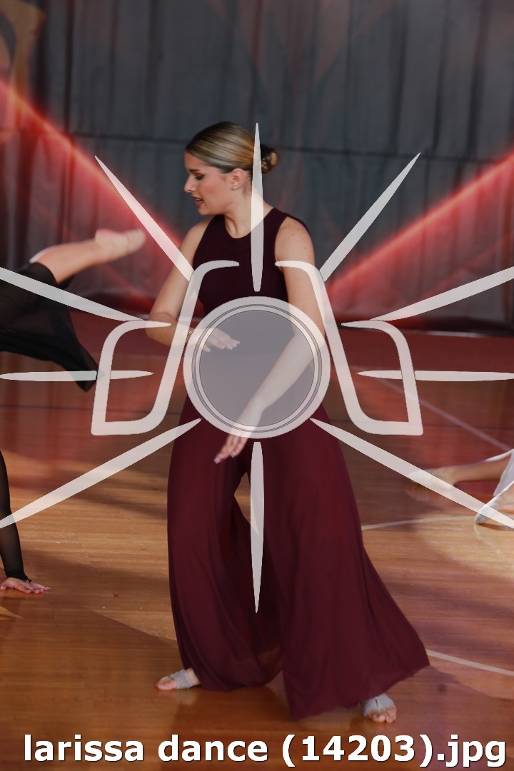 larissa dance (14203).jpg