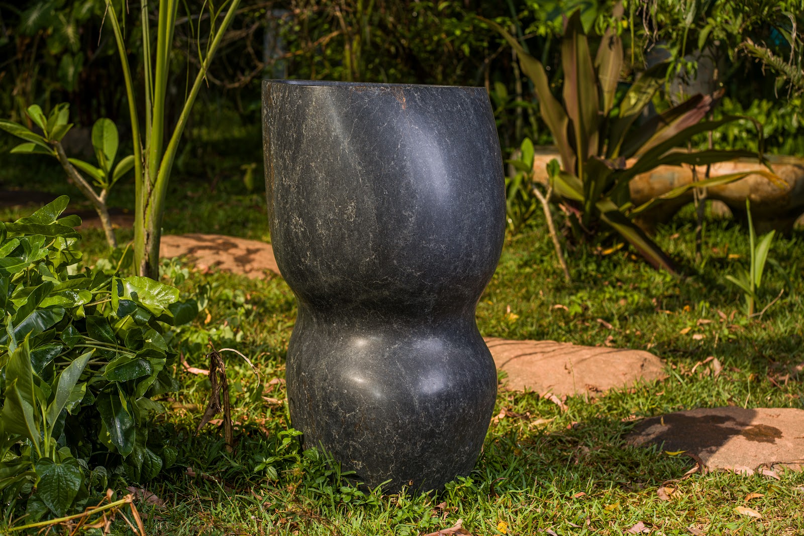Pedestal Basin in Sculpted Granite, studio view 3