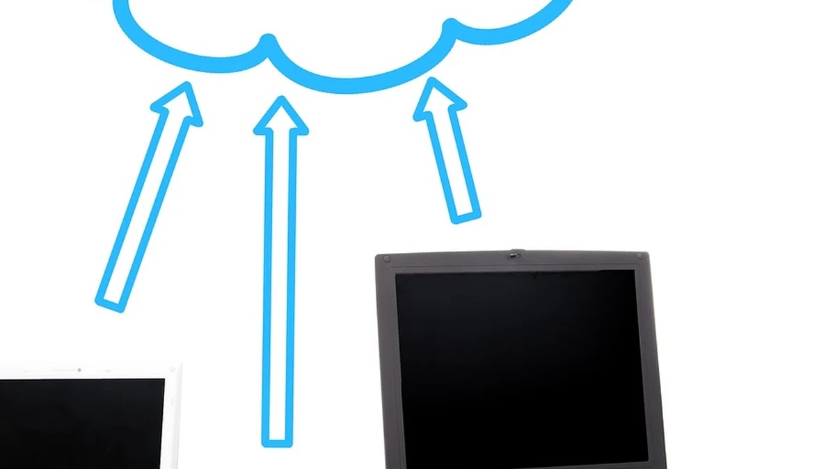 B2B IT 솔루션 도입 시 클라우드 전환과 사이버보안 고려사항