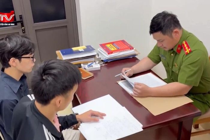 Tên cướp tiền của cửa hàng tiện lợi tại Hà Đông đã bị bắt - Chuyên trang An Ninh Thủ Đô - Báo Công an nhân dân