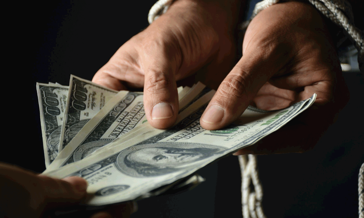 Empresas e inversionistas confían en deuda de EE. UU. tras subasta récord de bonos a 30 años