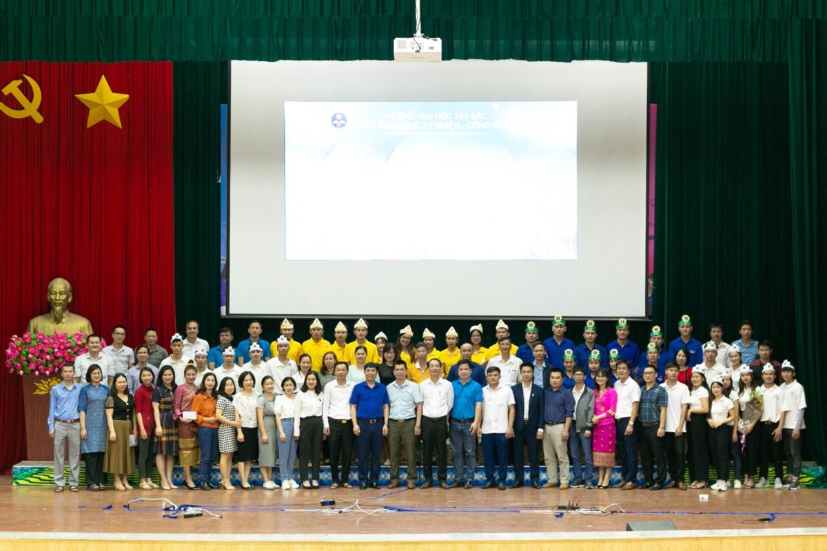 Hoạt động ngoại khóa NST năm 2021 của Khoa Khoa học Tự nhiên - Công nghệ