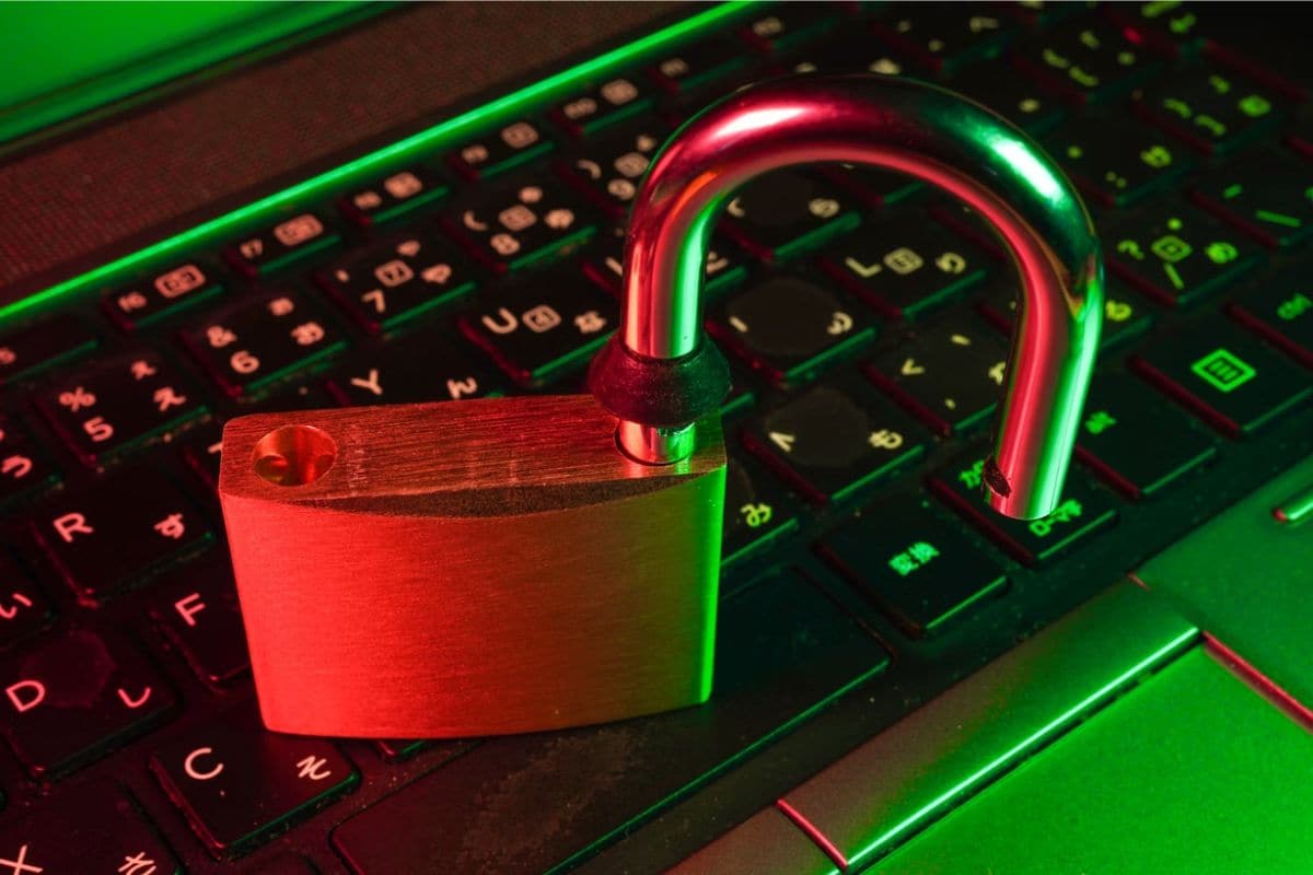SBI Investigates Dark Web Leak of 3,897 Customer Records