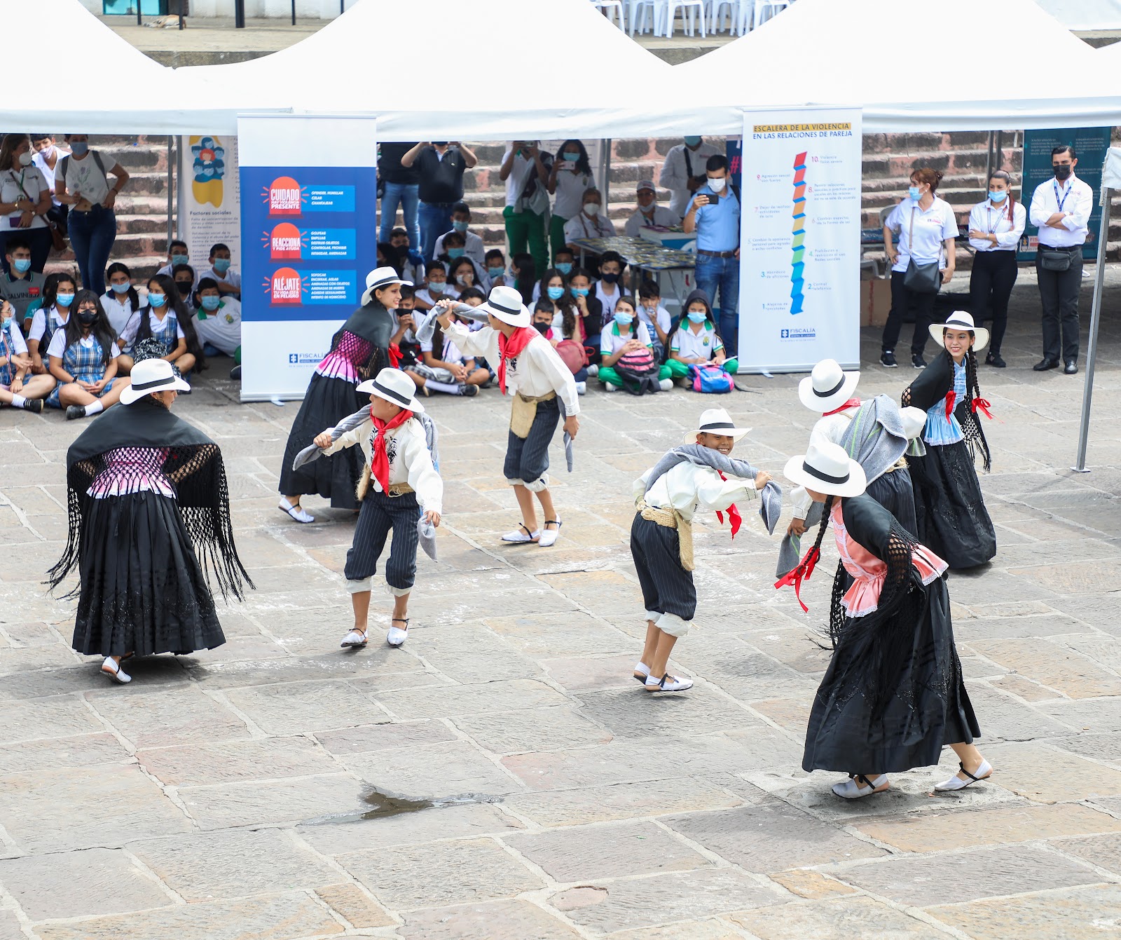Festivales y danzas