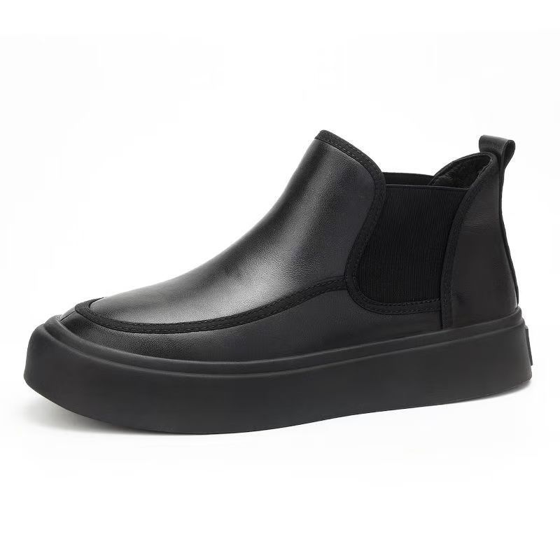 Men's Chelsea boots made of genuine leather with warm lining