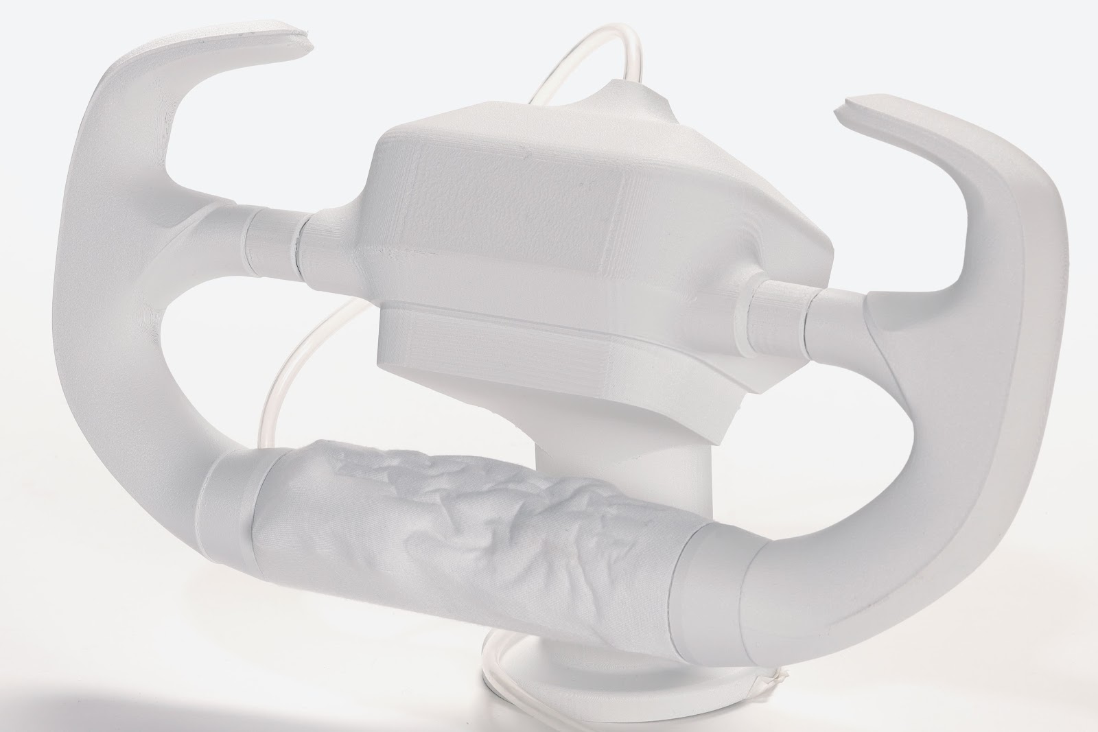 皮膚型インターフェースによる生物的[ヒト-モノ]コミュニケーションの構築-thumb-1