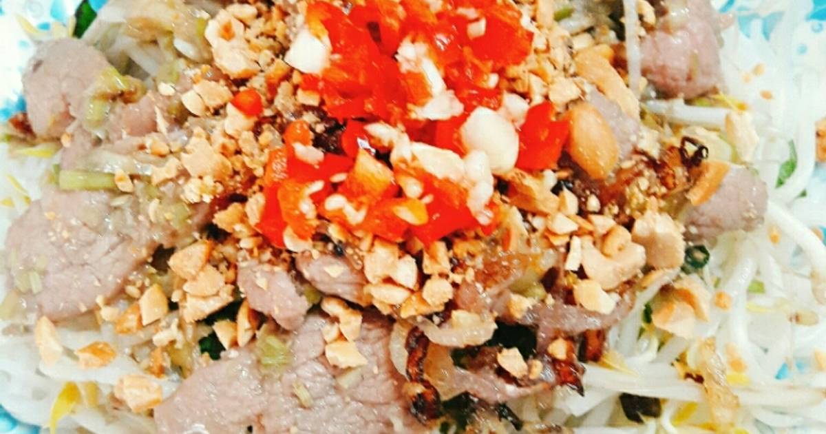 Bún thịt xào