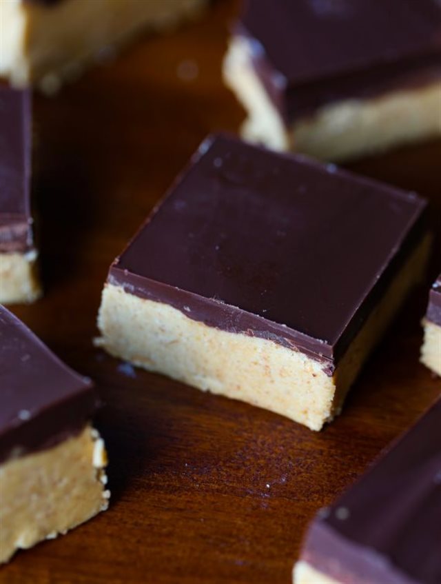 Bánh Bơ Đậu Phộng Chocolate Không Dùng Lò Nướng