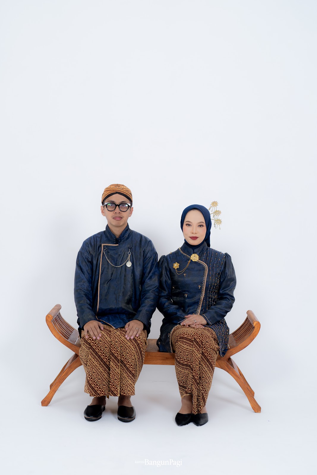 HUSEIN & GITA