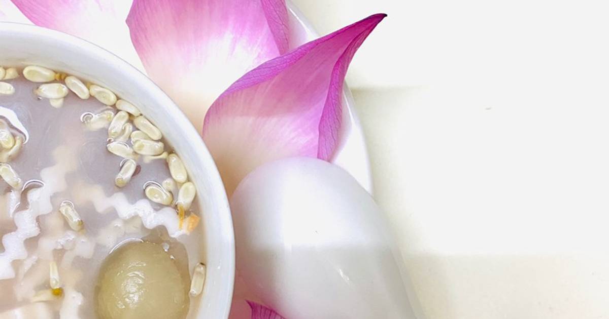 Chè sen dừa