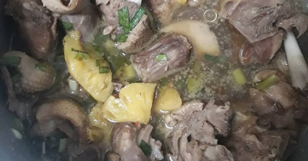 Thịt vịt kho khóm,canh cải nồi
