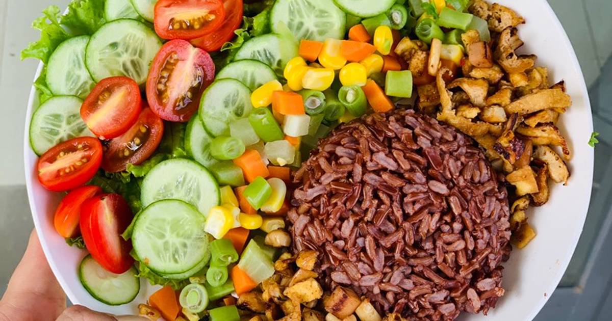 Cơm gạo lứt trộn (healthy)
