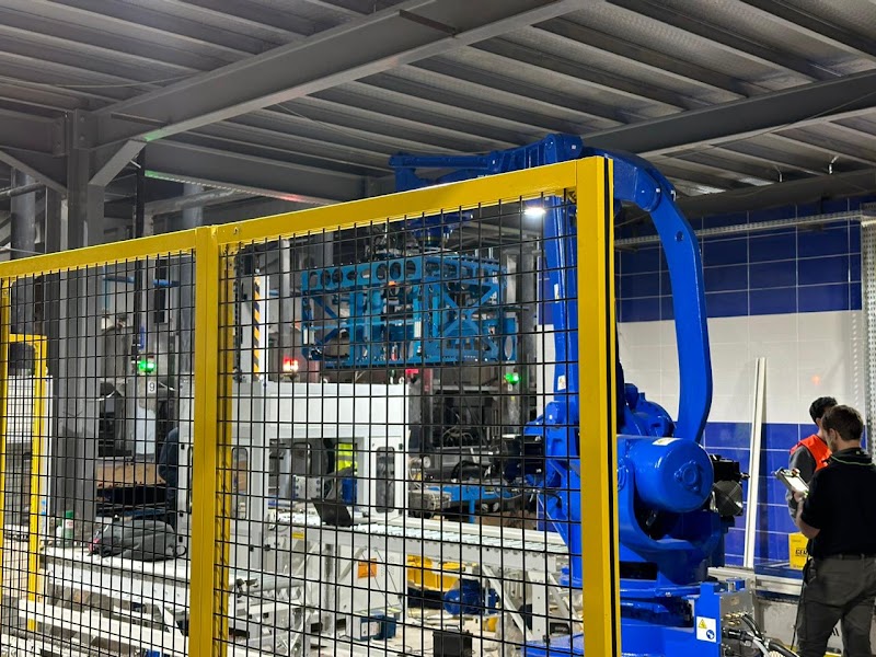 SANAM automated robotic palletizing line for the German battery company