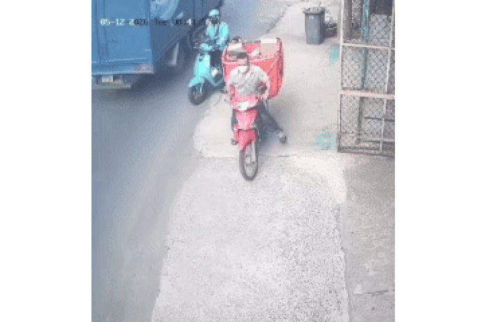 Clip: Shipper bị trộm xe trong khi giao hàng - Báo Tiền Phong
