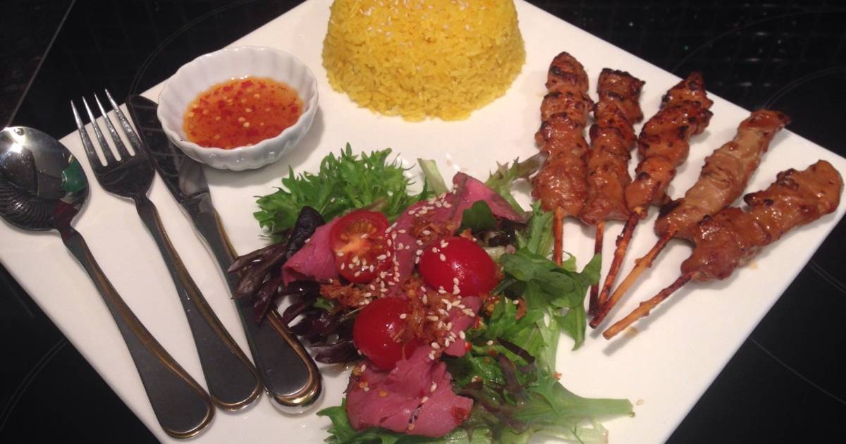 Cơm gà xiên nướng
