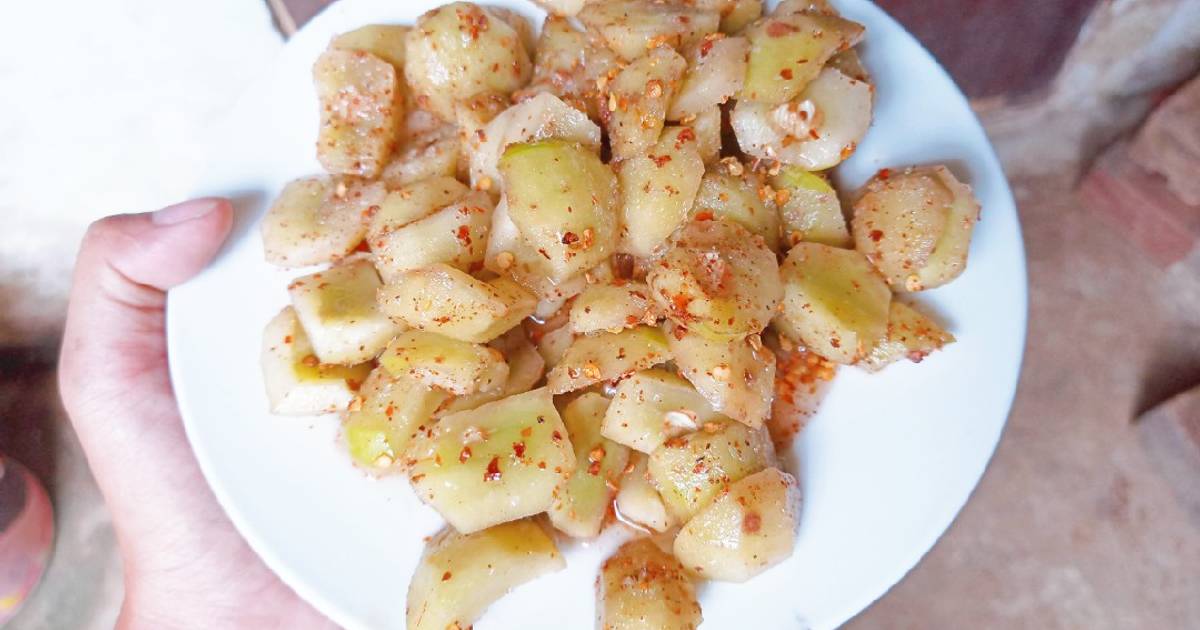 Táo mèo dầm muối ớt