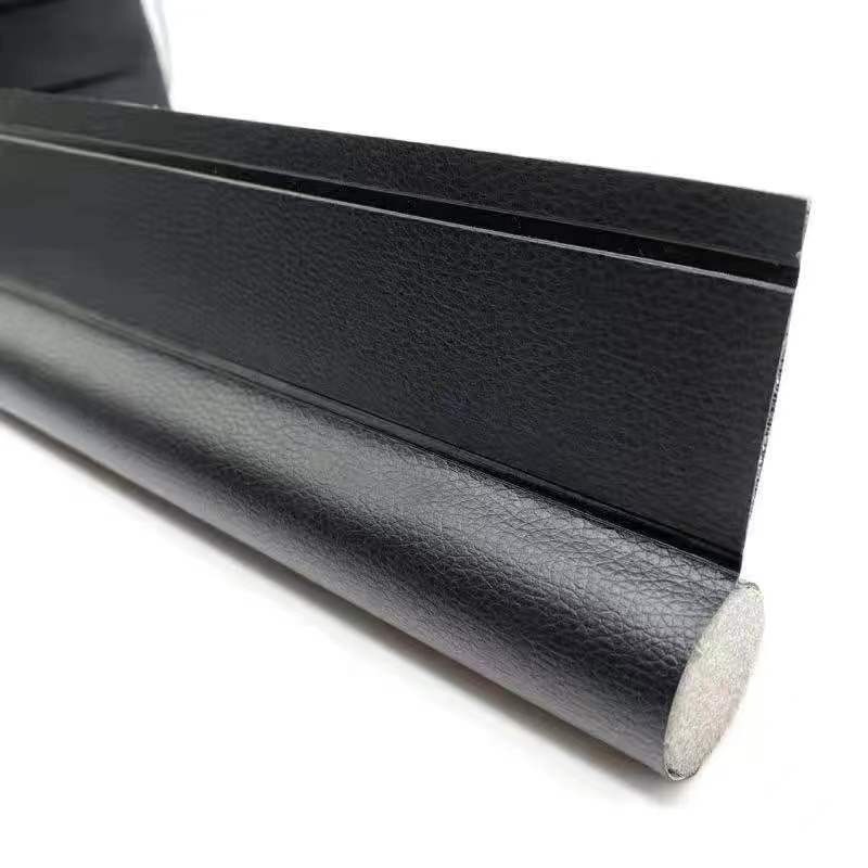 Door seal strip for door bottoms, universal