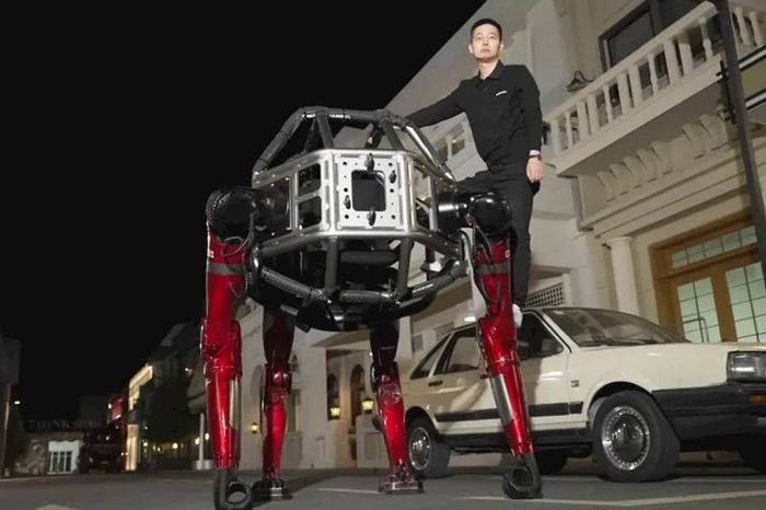Trung Quốc ra mắt robot 'Gundam' giá 16 tỷ đồng - Báo Tri thức &amp; Cuộc sống