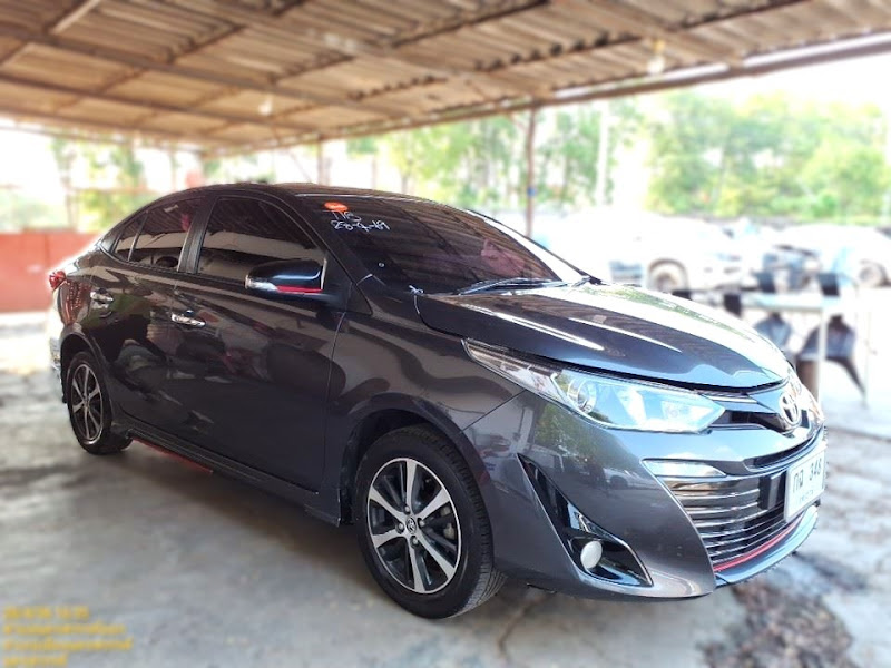 TOYOTA YARIS ATIV