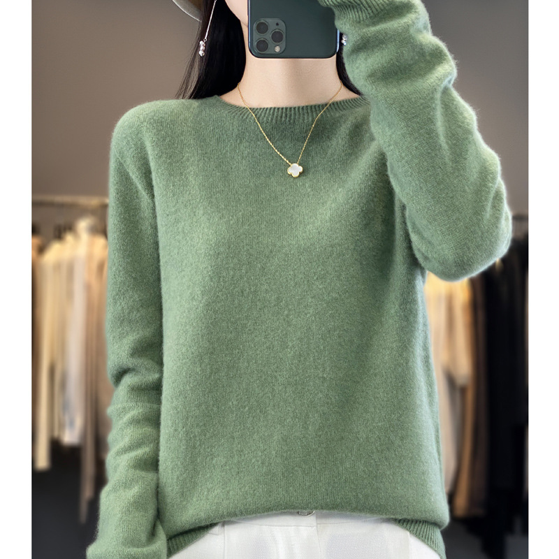 Women's knitted sweater, seamless, round neck