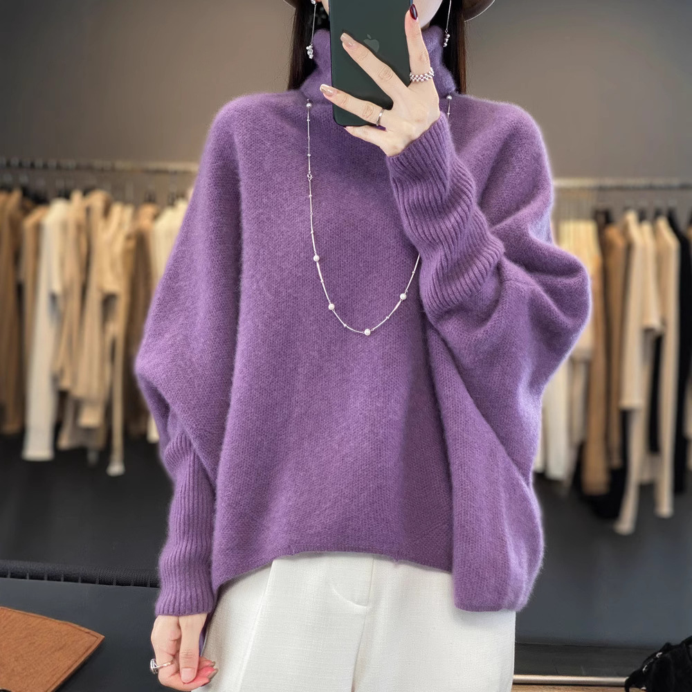 Women's wool sweater, stand-up collar, relaxed fit