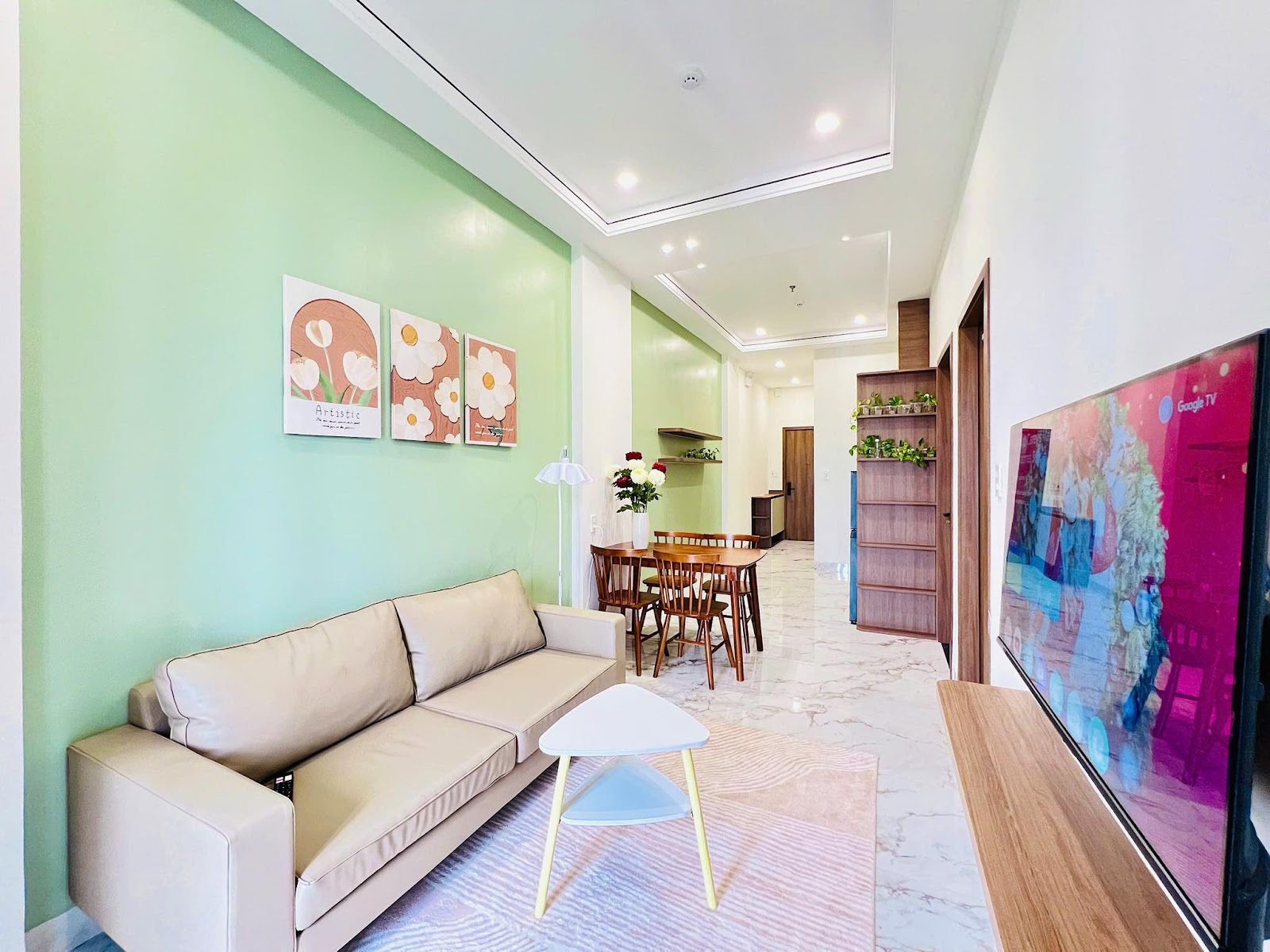 KHÁCH EM CÓ VIỆC GẤP NÊN PASS CĂN HỘ 2PN MỚI CỰC ĐẸP KHU VỰC HOÀ XUÂN  2