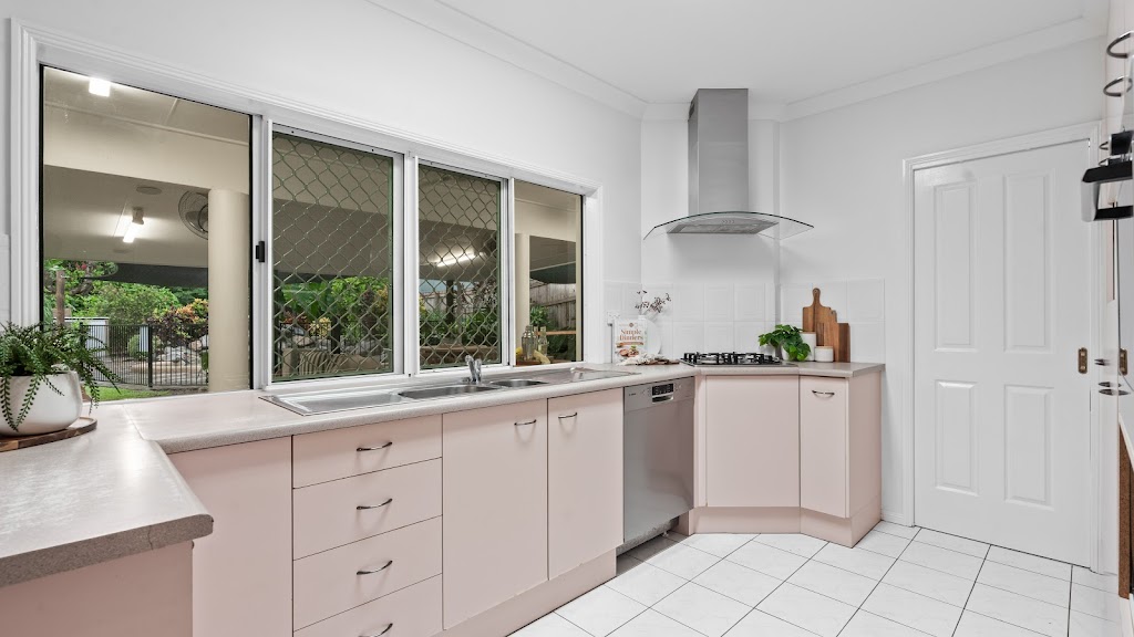 5 Ginger Close, Redlynch - Thumbnail 7