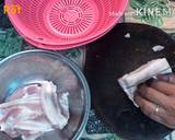 SƠ CHẾ. Thịt mua về rửa sạch. Cắt bản rộng 2cm. Dày 0,5cm