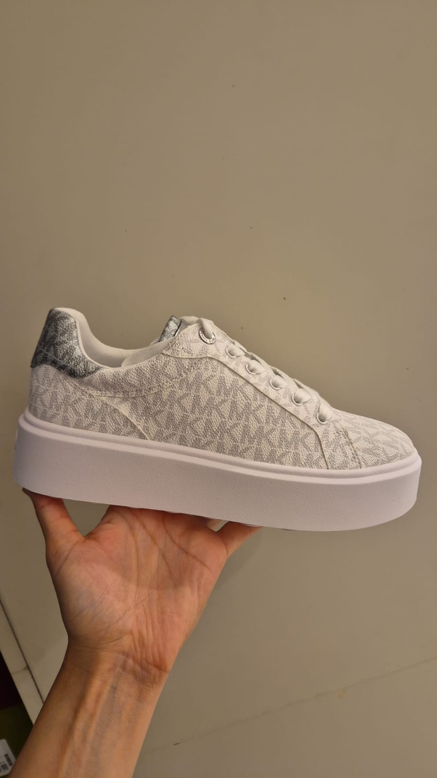 Tenis MK Casuales Mujer