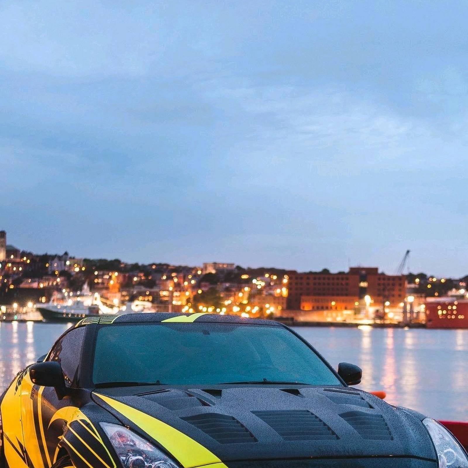 Download Custom Nissan GT-R at Dusk Full HD iPhone