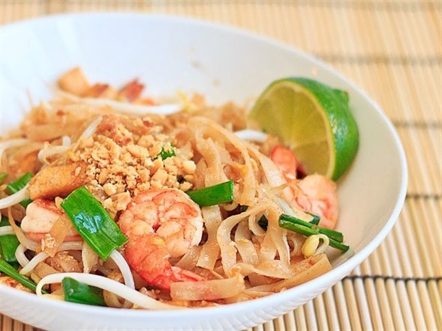 Hủ Tiếu Xào Tôm Trứng